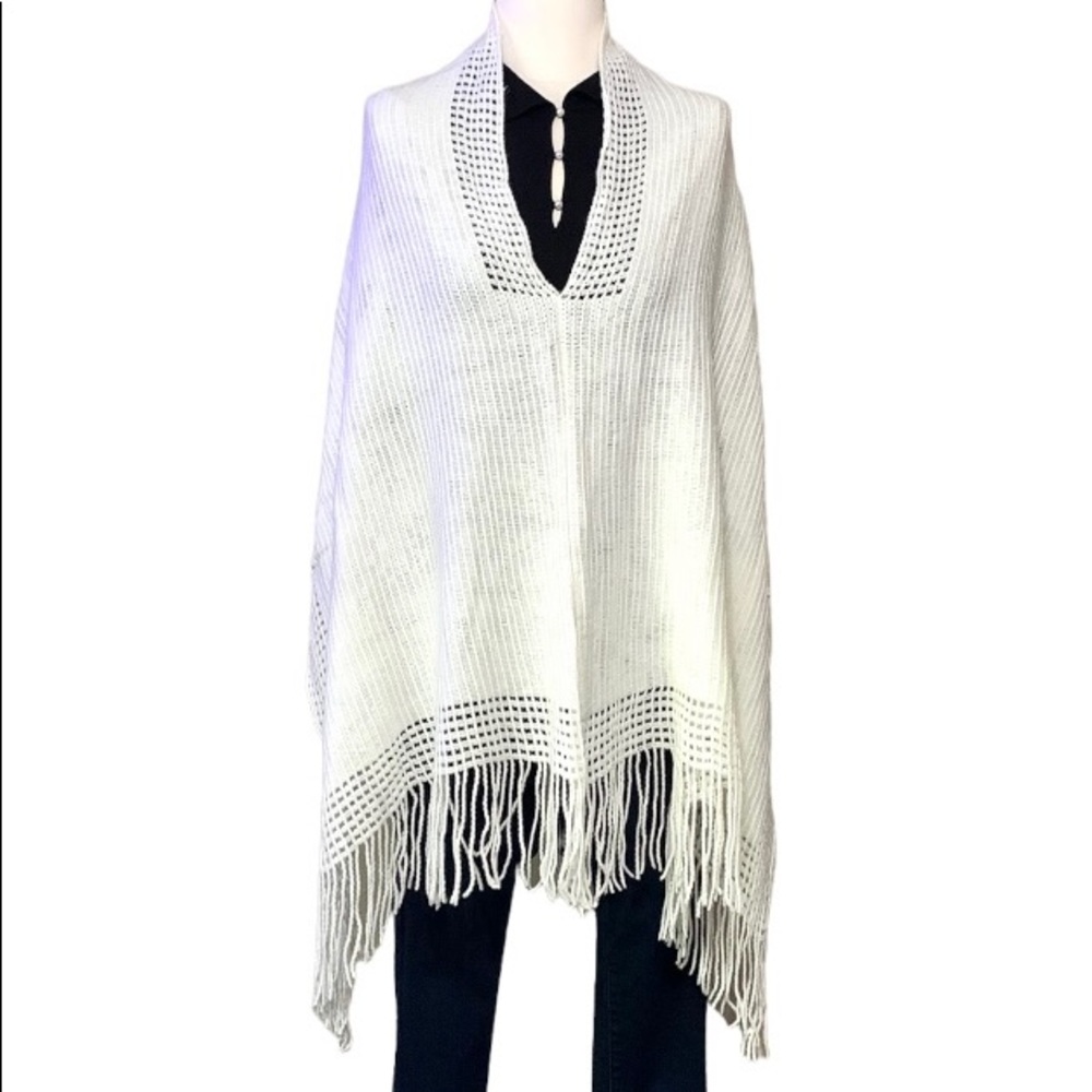 Yuni Apparel Cream Fringe Hem Poncho